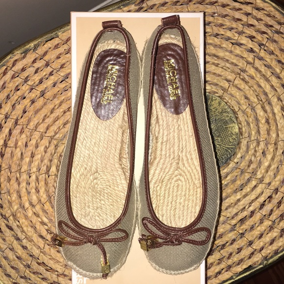 MICHAEL Michael Kors Meg Metallic Espadrilles - Picture 2 of 7